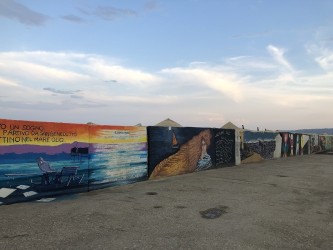 Un murales al molo sud